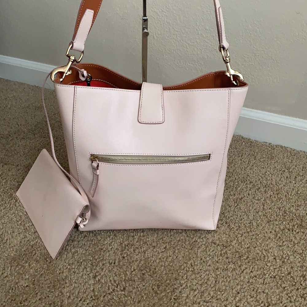 Dooney and bourke - Picture 5 of 15
